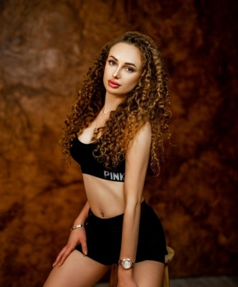 Антонина, 23 года, 1 размер груди